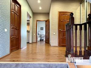 Дом 215м², 2-этажный, участок 4 сот.