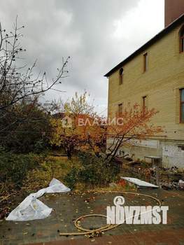 Дом 447м², 3-этажный, участок 10 сот.