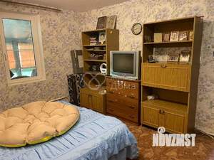 Дом 60м², 2-этажный, участок 6 сот.