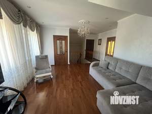 Дом 164м², 2-этажный, участок 3 сот.