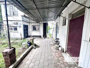 Дом 180м², 2-этажный, участок 5 сот.