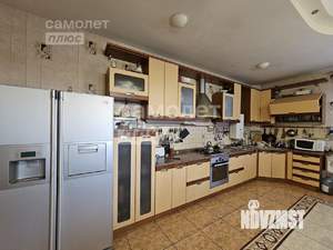 Дом 500м², 3-этажный, участок 9 сот.