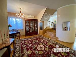 Дом 259м², 2-этажный, участок 12 сот.