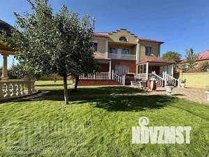 Дом 342м², 3-этажный, участок 8 сот.