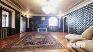 Дом 353м², 3-этажный, участок 6 сот.