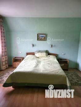 Дом 393м², 3-этажный, участок 10 сот.