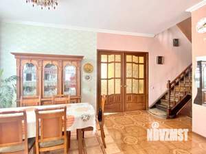 Дом 240м², 2-этажный, участок 7 сот.