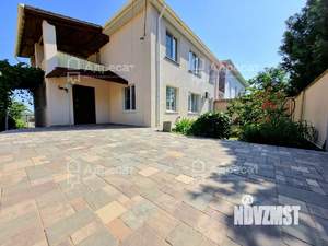 Дом 206м², 2-этажный, участок 6 сот.