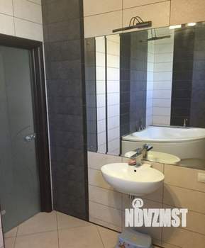 Таунхаус 69м², 2-этажный, участок 18 сот.