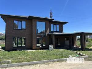 Дом 288м², 2-этажный, участок 9 сот.