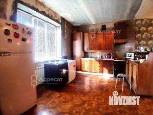 Дом 484м², 3-этажный, участок 10 сот.