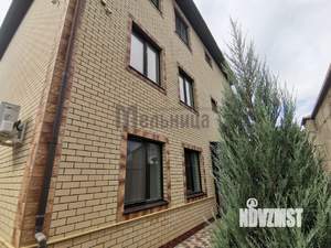 Дом 298м², 3-этажный, участок 5 сот.