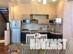 Коттедж 250м², 2-этажный, на длительный срок, 