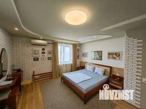 Дом 225м&sup2;, 2-этажный, посуточно, 