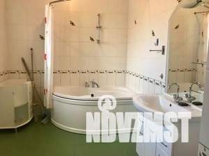 Коттедж 250м², 2-этажный, на длительный срок, 