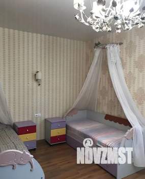 Дом 180м², 2-этажный, посуточно, 