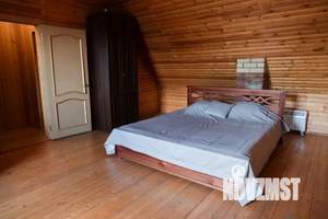 Дом 320м², 2-этажный, посуточно, 
