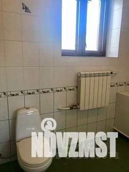 Коттедж 250м², 2-этажный, на длительный срок, 