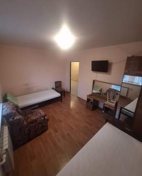 Дом 200м², 2-этажный, на длительный срок, 