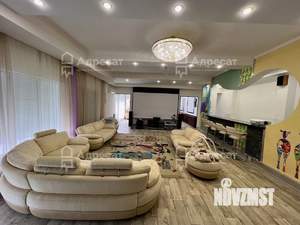 Дом 390м&sup2;, 2-этажный, на длительный срок, 