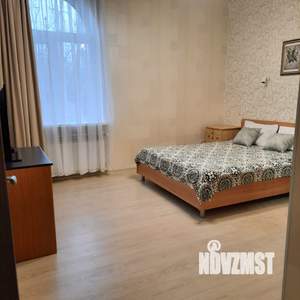 Коттедж 250м², 2-этажный, на длительный срок, 