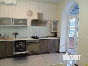 Коттедж 250м², 2-этажный, на длительный срок, 