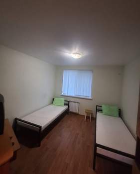 Дом 200м², 2-этажный, на длительный срок, 