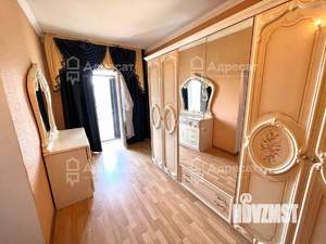 Дом 250м², 3-этажный, на длительный срок, 