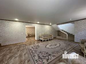 Дом 280м², 2-этажный, на длительный срок, 