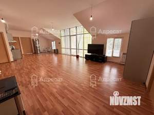 Дом 130м², 2-этажный, на длительный срок, 