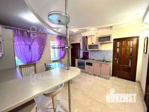 Дом 250м², 3-этажный, на длительный срок, 
