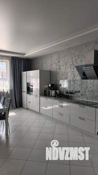 Дом 240м², 1-этажный, посуточно, 