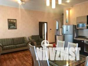 Коттедж 250м², 2-этажный, на длительный срок, 