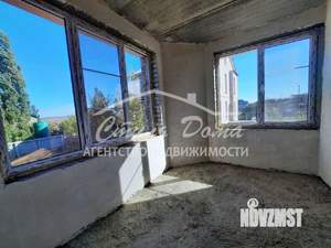 Дом 215м&sup2;, 2-этажный, участок 6 сот.  