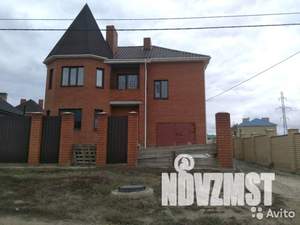 Дом 240м², 3-этажный, участок 11 сот.  