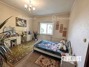 Дом 273м², 3-этажный, участок 10 сот.  