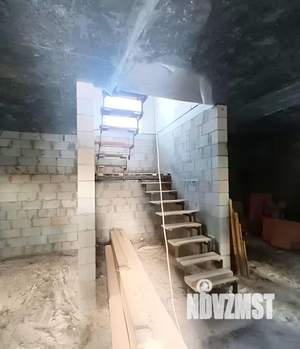Дом 236м², 3-этажный, участок 4 сот.  