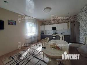 Дом 214м², 2-этажный, участок 3 сот.  