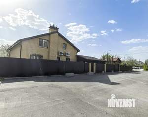 Дом 195м², 2-этажный, участок 4 сот.  