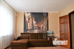 Дом 239м&sup2;, 2-этажный, участок 8 сот.  