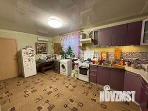 Дом 355м², 2-этажный, участок 6 сот.  