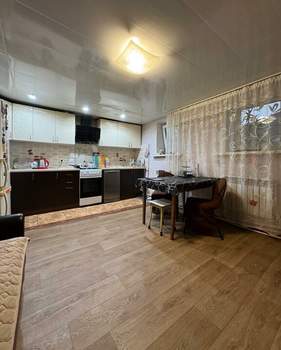 Дом 112м², 2-этажный, участок 5 сот.  