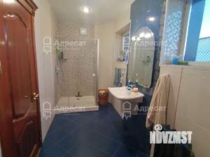 Дом 237м&sup2;, 3-этажный, участок 6 сот.  