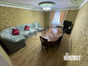 Дом 174м², 2-этажный, участок 6 сот.  