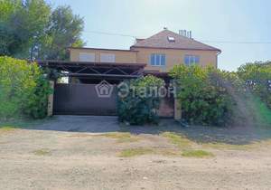 Дом 340м², 3-этажный, участок 15 сот.  