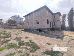 Дом 352м², 3-этажный, участок 8 сот.  