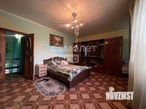 Дом 180м², 2-этажный, участок 3 сот.  