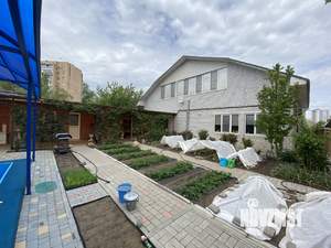 Дом 320м², 3-этажный, участок 4 сот.  