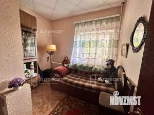 Дом 273м², 3-этажный, участок 10 сот.  