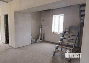 Дом 193м², 3-этажный, участок 6 сот.  